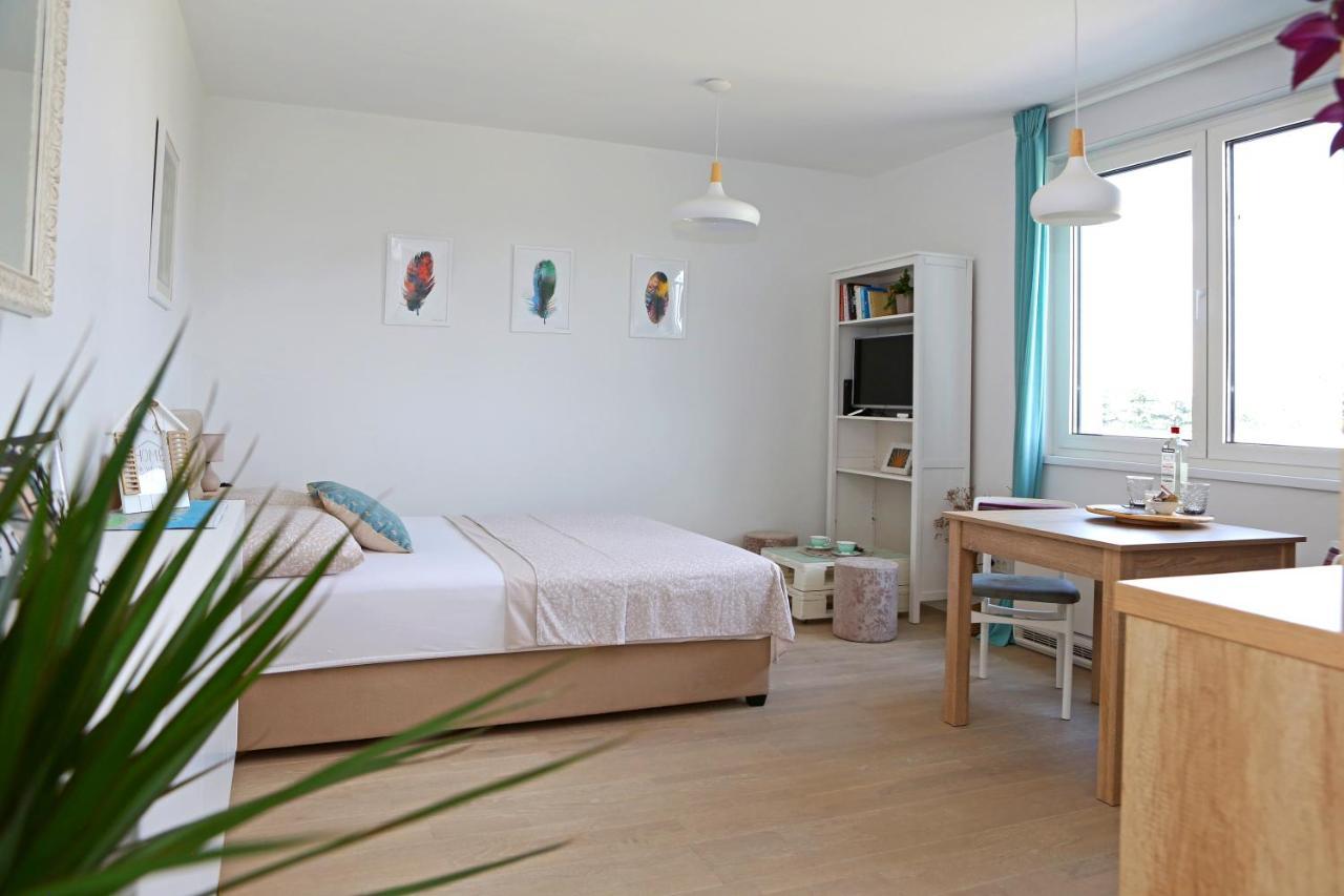 Studio Apartment Camino With Parking Zadar Zewnętrze zdjęcie